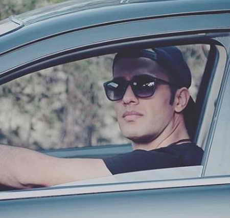 دانلود آهنگ صالح رضایی روی ابرام wetdsg دانلود آهنگ صالح رضایی روی ابرام