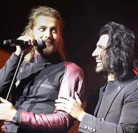 adf دانلود آهنگ ماکان بند یعنی چی