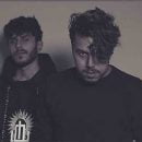 دانلود آهنگ دانوش دورت بگردم