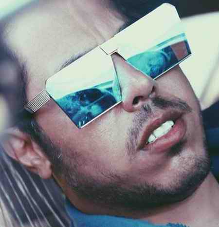 grd دانلود آهنگ دانوش پنج صبح