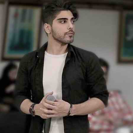 دانلود آهنگ جدید رامین بی باک و کاروئل بنام دنیای بعد تو