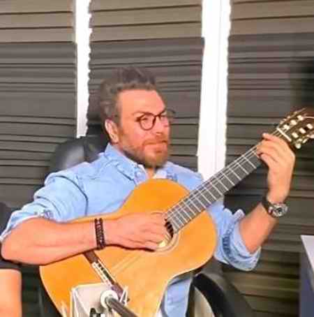 دانلود آهنگ دلی که تنگه براش قشنگه hr دانلود آهنگ دلی که تنگه براش قشنگه