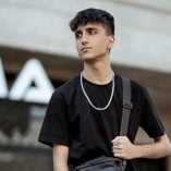 دانلود آهنگ بین نبض و قلبم میزنه تند تند هر وقت دانلود آهنگ بین نبض و قلبم میزنه تند تند هر وقت