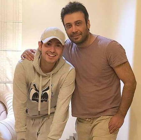 Mohsen Chavoshi Haris Upmusics.com دانلود آهنگ حریص محسن چاوشی