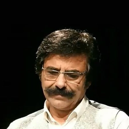 دانلود آهنگ گلهای اطلسی علیرضا افتخاری Alireza Eftekhari Golaye Atlasi Upmusics.com دانلود آهنگ گلهای اطلسی علیرضا افتخاری