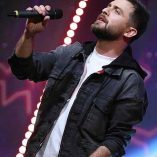 دانلود آهنگ سروش فرهمند ساحل به ساحل