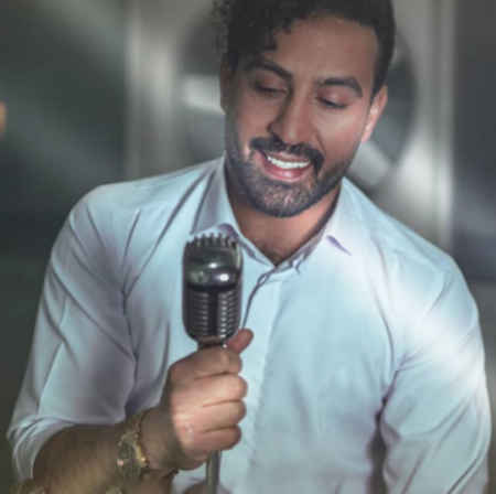 Screenshot 2023 09 25 091433 دانلود آهنگ من فقط عاشق اینه جرمم