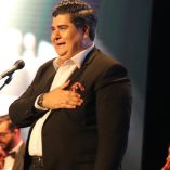 دانلود آهنگ نترسانم که دستانم جدا شدنی نیست دانلود آهنگ نترسانم که دستانم جدا شدنی نیست