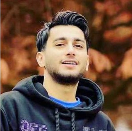 Screenshot 2024 02 14 231048 دانلود آهنگ منم عاشق ته هستمه امشو سیو مستمه علیرضا باباجانی