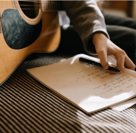 دانلود آهنگ هی ده مگری مگری ملول گیان Screenshot 2024 08 15 143954 دانلود آهنگ هی ده مگری مگری ملول گیان