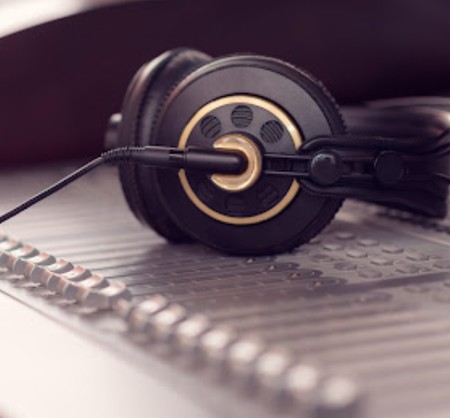 Screenshot 2024 08 29 174610 دانلود آهنگ عباس اقا بله عباس جونم جونم