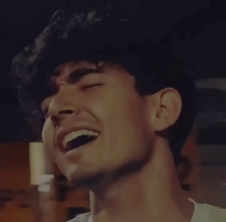 دانلود آهنگ گیر میده میگه هستم کیت پیام پایا Screenshot 2024 10 09 185914 دانلود آهنگ گیر میده میگه هستم کیت پیام پایا