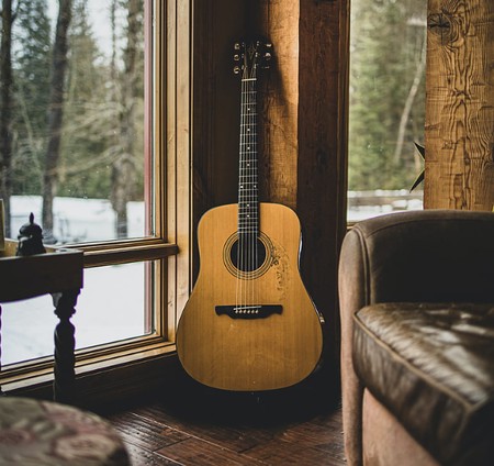 Screenshot 2024 10 21 152254 دانلود آهنگ ولی تو بودنت خیلی قشنگه حواست هست یا نه