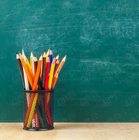 Screenshot 2024 10 26 004904 دانلود آهنگ معلم خوب ما یادم دادی الفبا اصلی