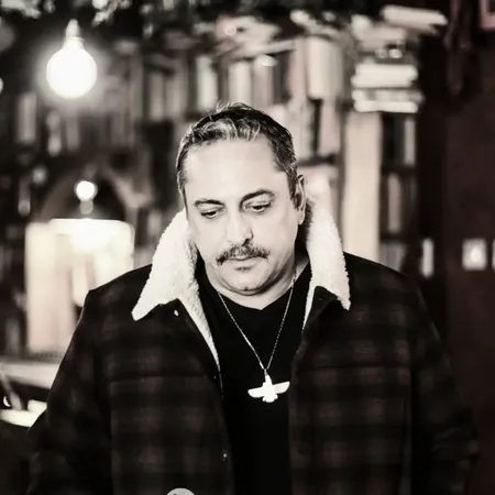 دانلود آهنگ سیاوش شمس دختر ایرونی بلای من  دانلود آهنگ سیاوش شمس دختر ایرونی بلای من