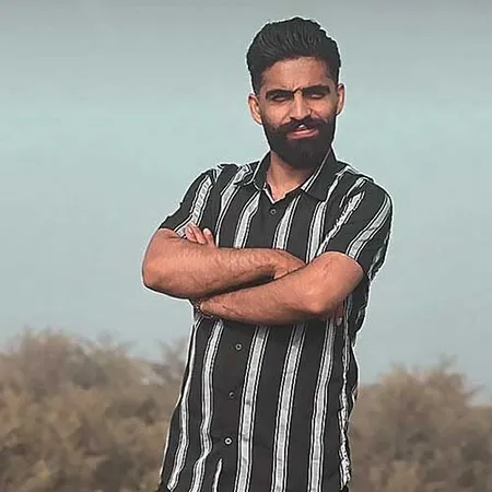 دانلود آهنگ بوسه از آن لب بدی روز و یکی شب بدی اشکان عرب  دانلود آهنگ بوسه از آن لب بدی روز و یکی شب بدی اشکان عرب