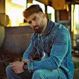 دانلود آهنگ عشق اول از محمد محرمی دانلود آهنگ عشق اول از محمد محرمی