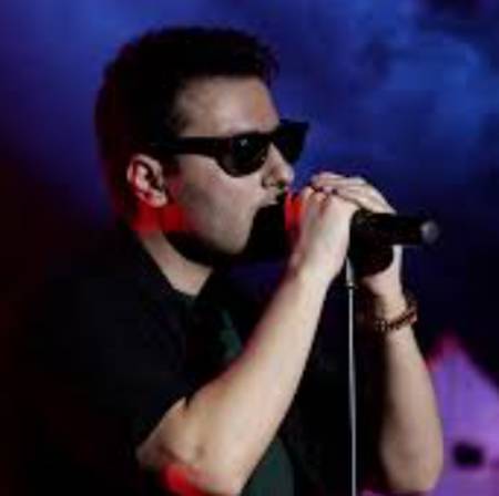 دانلود آهنگ آره آره حال خوبیه که دارمت رو دوتا چشمم میزارمت Screenshot 2025 04 20 111344 دانلود آهنگ آره آره حال خوبیه که دارمت رو دوتا چشمم میزارمت