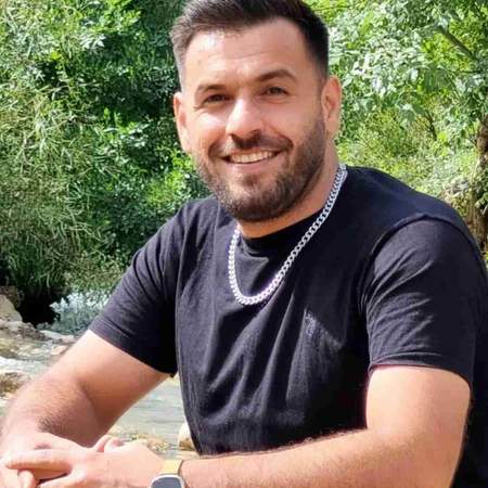 دانلود آهنگ جون منی عمر منی تو که همه کس منی رضا سگوند 4521 Reza SagvandSarina دانلود آهنگ جون منی عمر منی تو که همه کس منی رضا سگوند