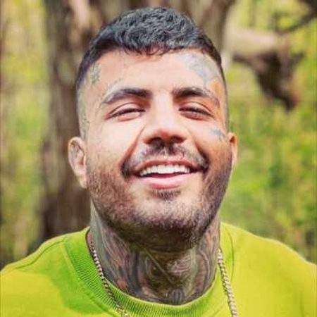 دانلود آهنگ همیشه من که نیستم کنارت خنده باشه از مهدیار + ریمیکس Mahdyar دانلود آهنگ همیشه من که نیستم کنارت خنده باشه از مهدیار + ریمیکس