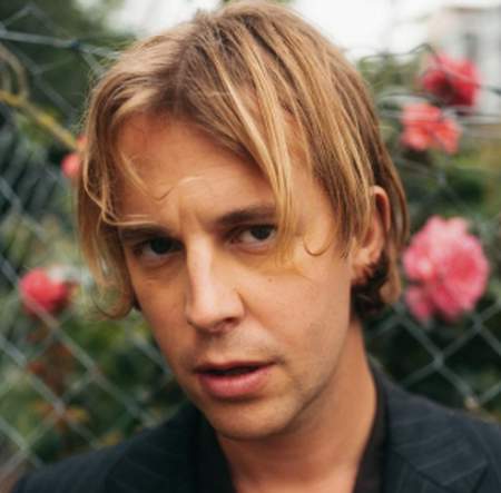 دانلود آهنگ عشقی دیگر از تام ادل Screenshot 2025 07 22 090629 دانلود آهنگ عشقی دیگر از تام ادل