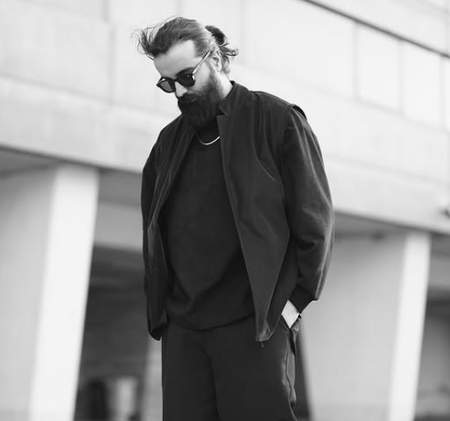 Screenshot 2025 08 16 124620 دانلود آهنگ هوروش بند خیابونای خالی مهدی دارابی