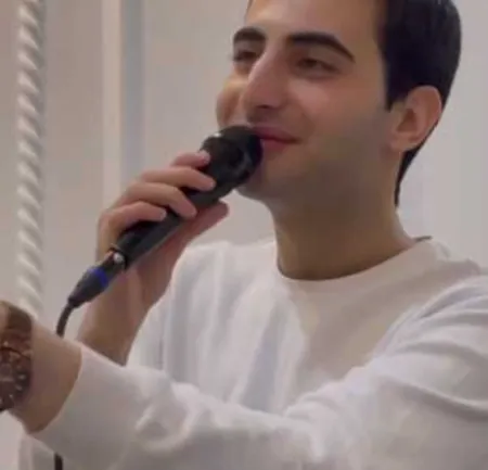  دانلود آهنگ همه میگن سنگی سنگ من میگم رومی روم