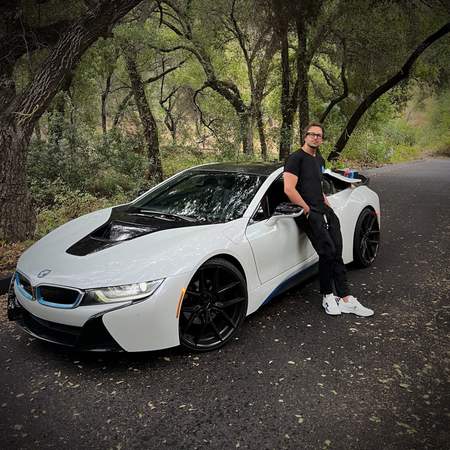 photo 2025 08 26 18 16 53 دانلود آهنگ کاوه کامیار شیرین زبون