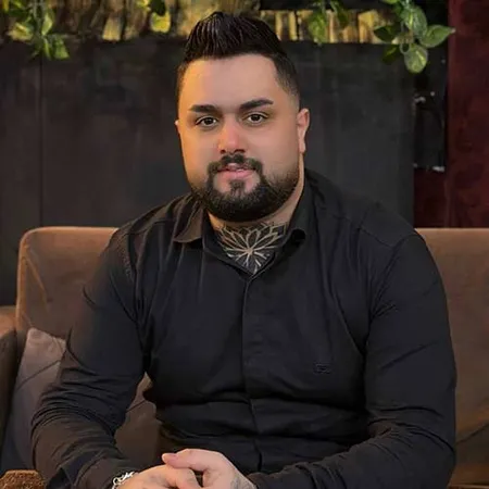 دانلود آهنگ تو هستی می دل قرار تا ابد درمه ته کنار از بهنام حسن زاده  دانلود آهنگ تو هستی می دل قرار تا ابد درمه ته کنار از بهنام حسن زاده