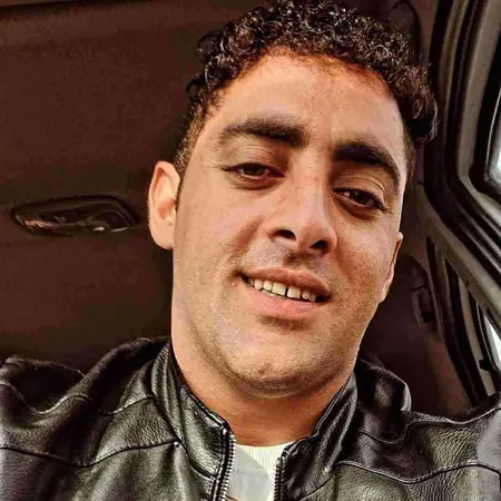  دانلود آهنگ پایدار تا پای دار تا بمونه به یادگار