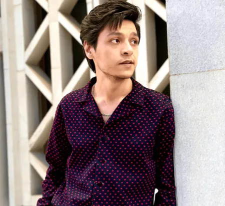 دانلود آهنگ ازبکی ایندی منگه گیتارا دانلود آهنگ ازبکی ایندی منگه گیتارا