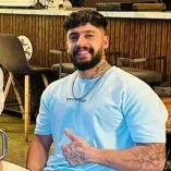 دانلود آهنگ جون میدم واسه قشنگیات قهر نکن نفسم بند میاد ساواش