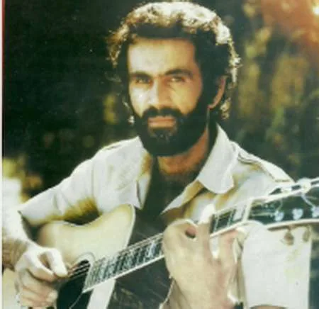 دانلود آهنگ صدای رقص قطره ها رو ناودون حبیب دانلود آهنگ صدای رقص قطره ها رو ناودون حبیب