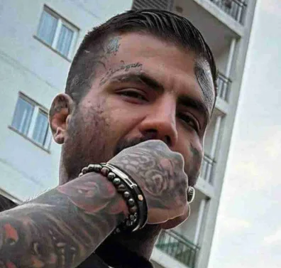 دانلود آهنگ هیس از مهدیار دانلود آهنگ هیس از مهدیار