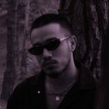 دانلود آهنگ چقدر بی رحم بودن بهم میاد