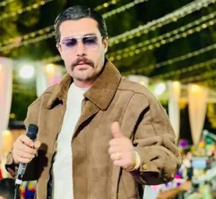 دانلود آهنگ لری اومه و اومه گل من حونه فرشید حکمتی دانلود آهنگ لری اومه و اومه گل من حونه فرشید حکمتی